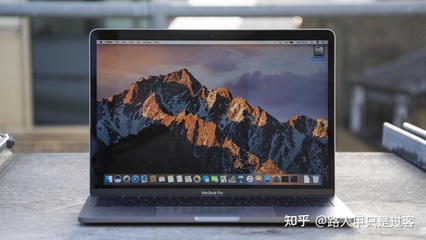 2021Macbook Pro笔记本搭载高端版的M1X处理器性能超RTX 3070